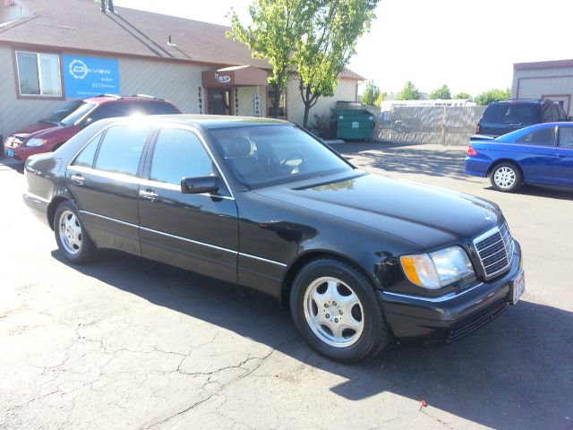 1998 Mercedes-Benz S-Class HD Supercab 155.0 WB