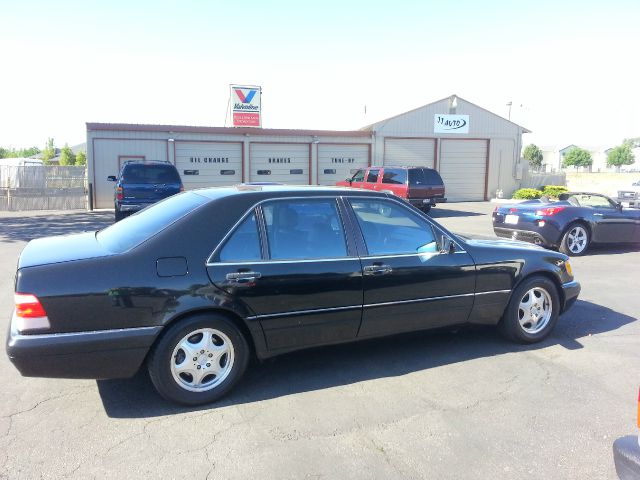 1998 Mercedes-Benz S-Class HD Supercab 155.0 WB