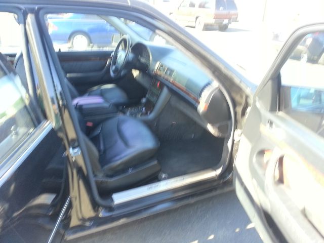 1998 Mercedes-Benz S-Class HD Supercab 155.0 WB