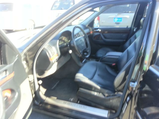 1998 Mercedes-Benz S-Class HD Supercab 155.0 WB