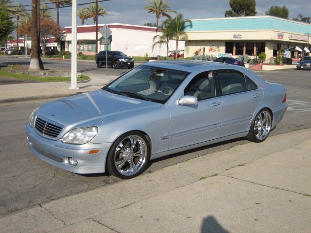 2000 Mercedes-Benz S-Class Sahara