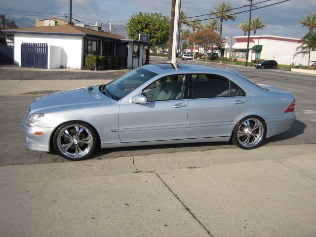 2000 Mercedes-Benz S-Class Sahara