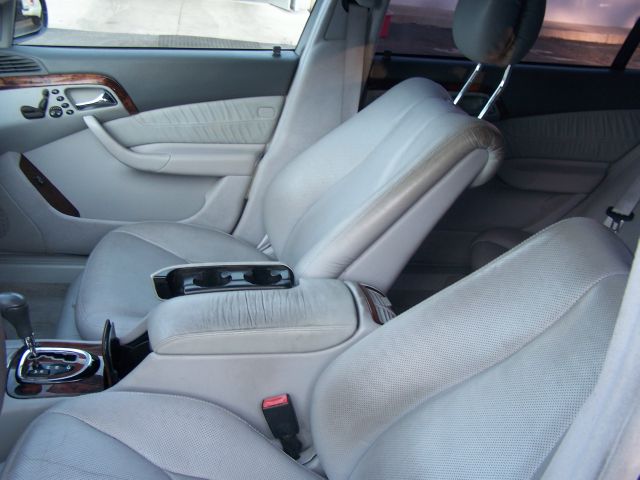 2000 Mercedes-Benz S-Class Gl 2x2