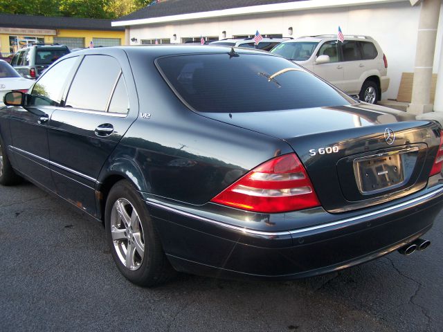 2000 Mercedes-Benz S-Class Gl 2x2