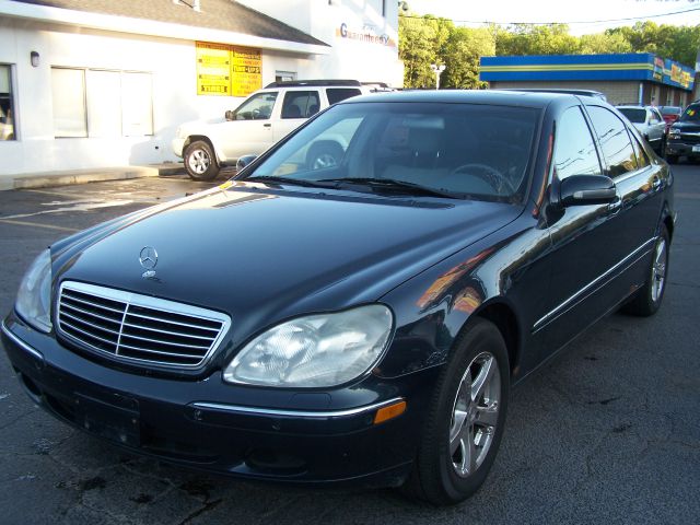 2000 Mercedes-Benz S-Class Gl 2x2