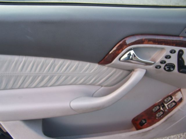 2000 Mercedes-Benz S-Class Gl 2x2