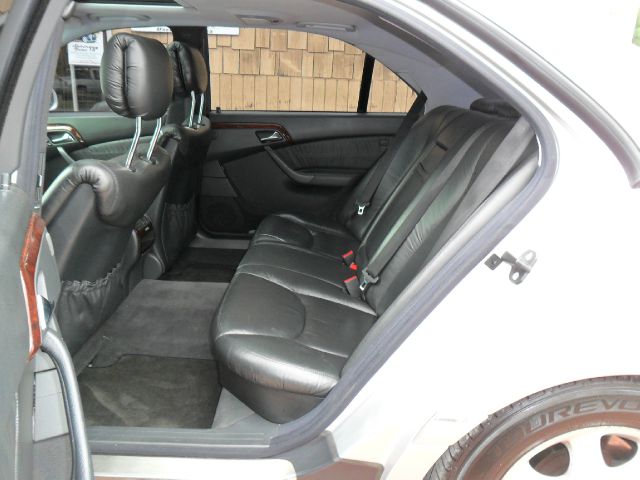 2000 Mercedes-Benz S-Class SW1