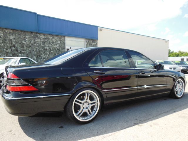 2001 Mercedes-Benz S-Class Sahara