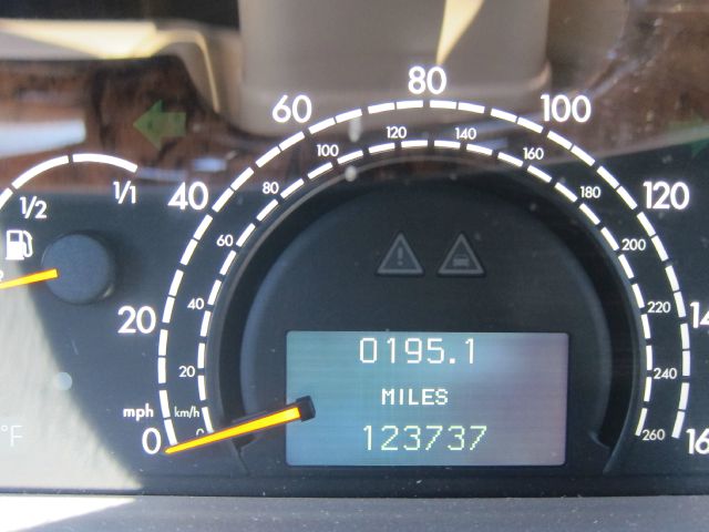 2002 Mercedes-Benz S-Class SW1