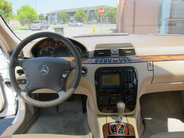 2002 Mercedes-Benz S-Class SW1