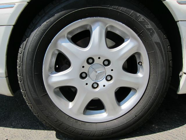 2002 Mercedes-Benz S-Class SW1