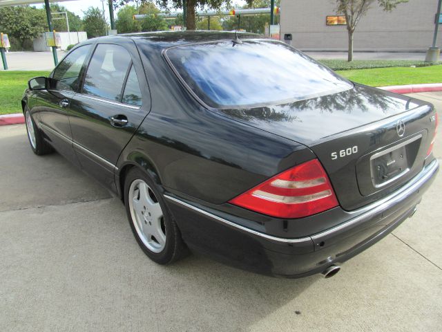 2002 Mercedes-Benz S-Class STI W/silver Wheels
