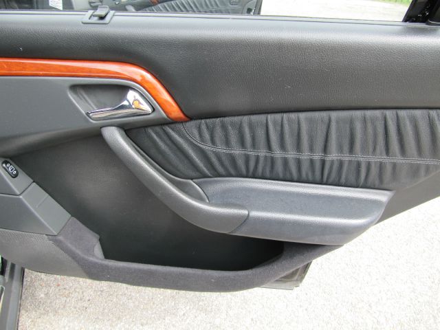 2002 Mercedes-Benz S-Class Sahara