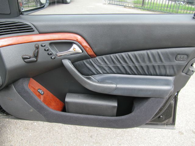 2002 Mercedes-Benz S-Class Sahara