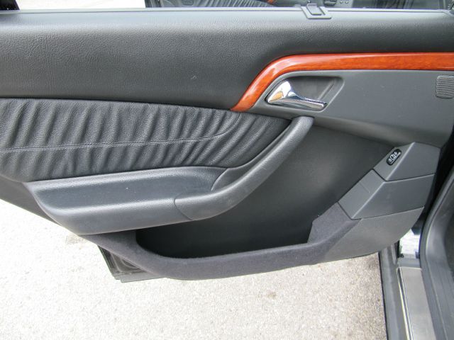 2002 Mercedes-Benz S-Class Sahara