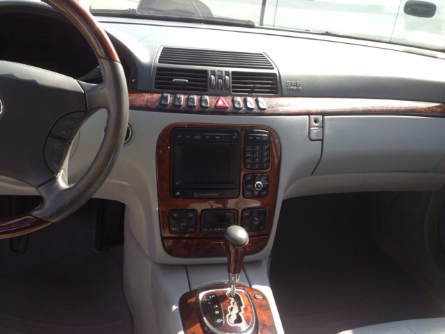 2002 Mercedes-Benz S-Class SW1