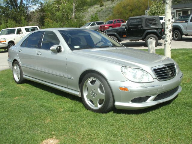 2003 Mercedes-Benz S-Class STI W/silver Wheels