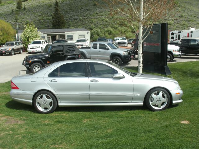 2003 Mercedes-Benz S-Class STI W/silver Wheels