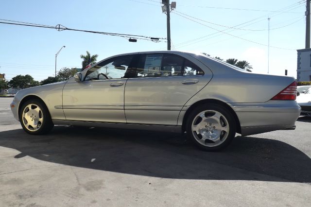 2004 Mercedes-Benz S-Class 5.9 Diesel 6spd