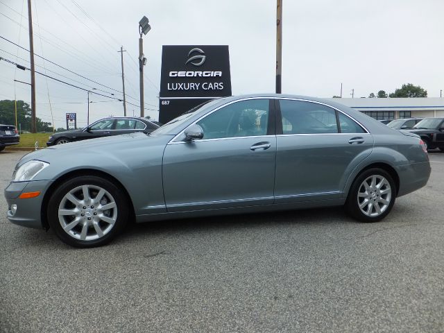 2007 Mercedes-Benz S-Class 4WD Supercab 145 Lariat