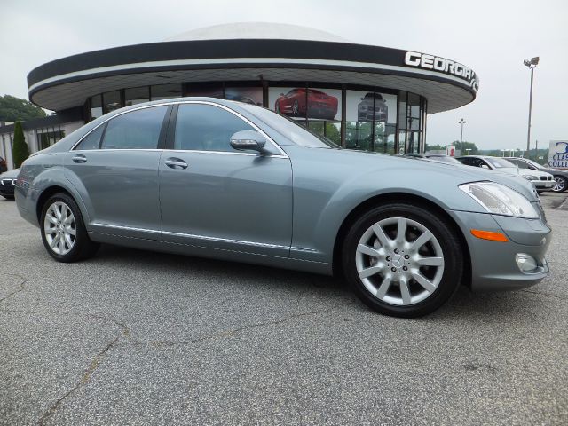 2007 Mercedes-Benz S-Class 4WD Supercab 145 Lariat