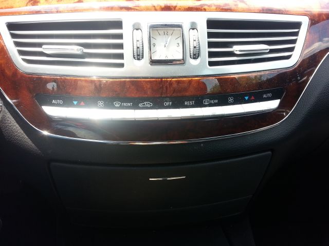 2007 Mercedes-Benz S-Class 4WD Supercab 145 Lariat