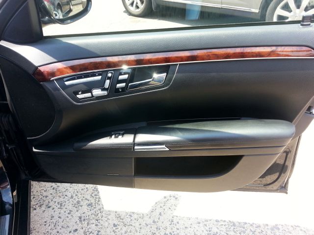2007 Mercedes-Benz S-Class 4WD Supercab 145 Lariat