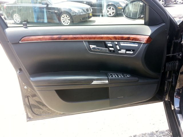 2007 Mercedes-Benz S-Class 4WD Supercab 145 Lariat