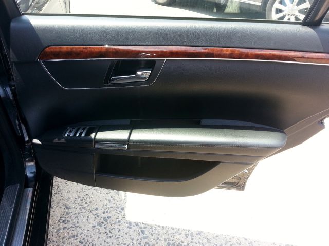 2007 Mercedes-Benz S-Class 4WD Supercab 145 Lariat