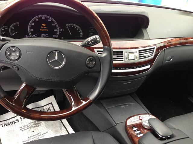 2007 Mercedes-Benz S-Class 4WD Supercab 145 Lariat