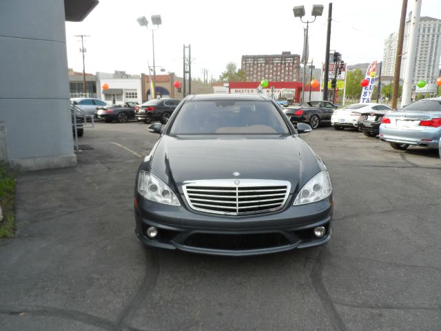 2007 Mercedes-Benz S-Class 2.5 AWD SUV