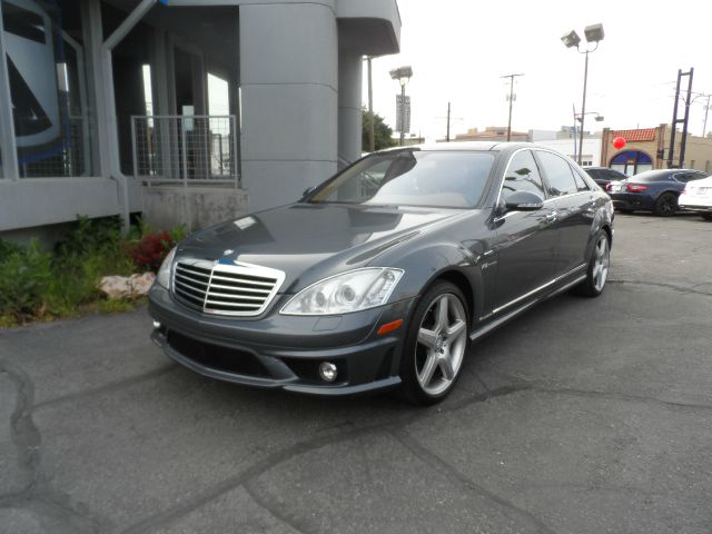 2007 Mercedes-Benz S-Class 2.5 AWD SUV