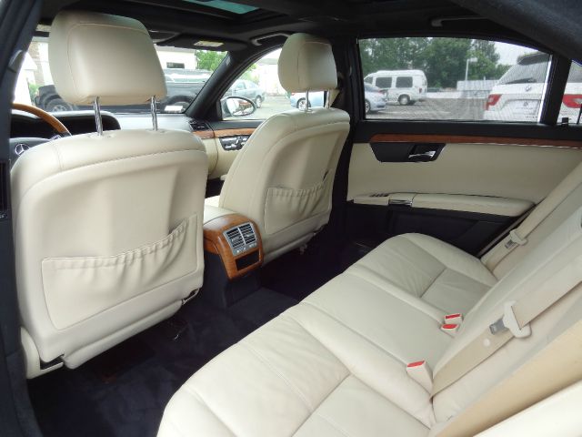 2007 Mercedes-Benz S-Class 4WD Supercab 145 Lariat