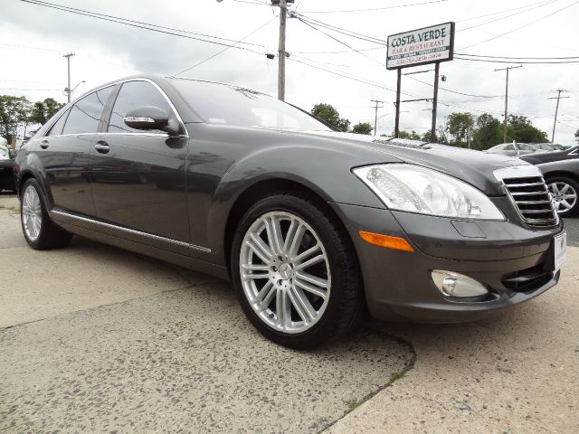 2007 Mercedes-Benz S-Class 4WD Supercab 145 Lariat