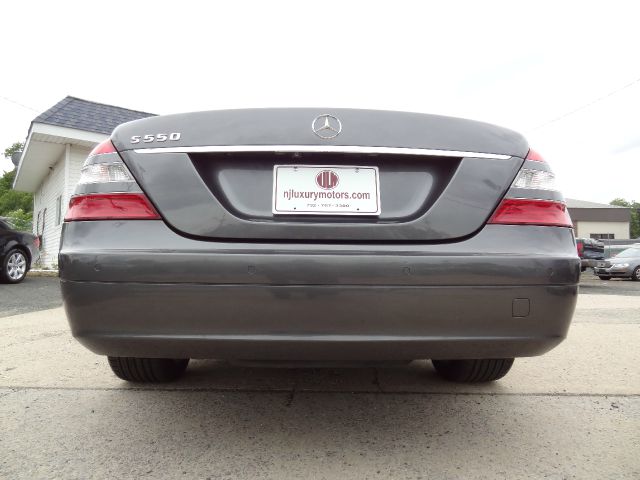 2007 Mercedes-Benz S-Class 4WD Supercab 145 Lariat