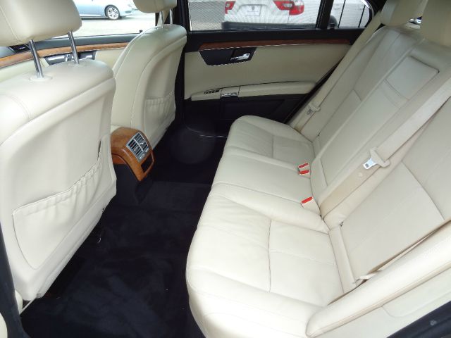 2007 Mercedes-Benz S-Class 4WD Supercab 145 Lariat