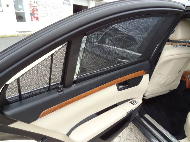 2007 Mercedes-Benz S-Class 4WD Supercab 145 Lariat