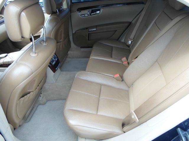 2007 Mercedes-Benz S-Class 4WD Supercab 145 Lariat