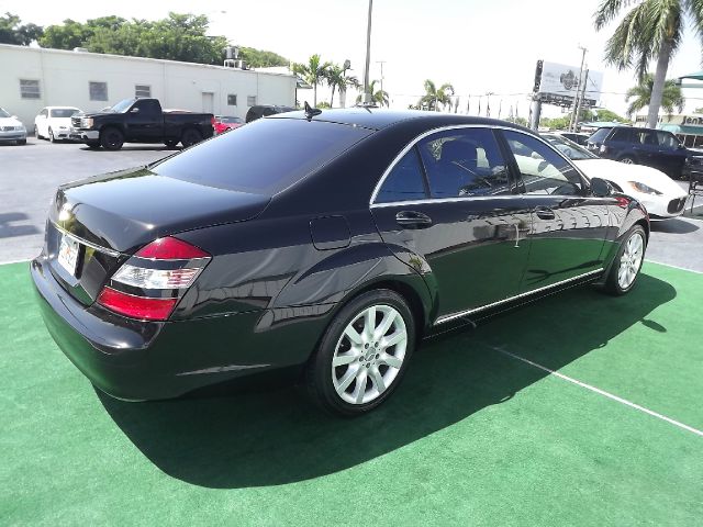 2007 Mercedes-Benz S-Class 4WD Supercab 145 Lariat
