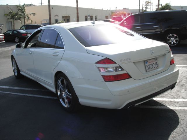 2007 Mercedes-Benz S-Class 4WD Supercab 145 Lariat