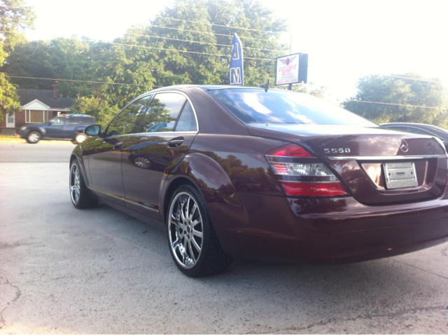 2007 Mercedes-Benz S-Class 4WD Supercab 145 Lariat