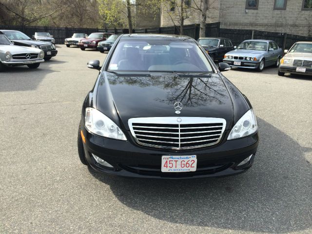 2007 Mercedes-Benz S-Class L.T. 4-w.d. 5.3L