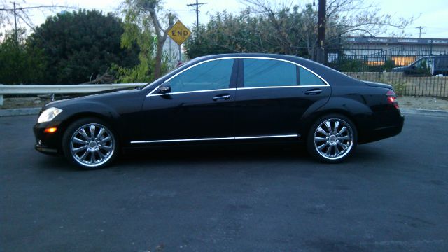 2007 Mercedes-Benz S-Class 4WD Supercab 145 Lariat