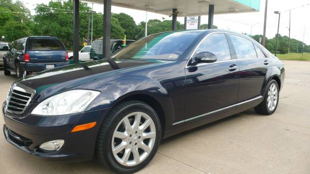 2007 Mercedes-Benz S-Class 4WD Supercab 145 Lariat