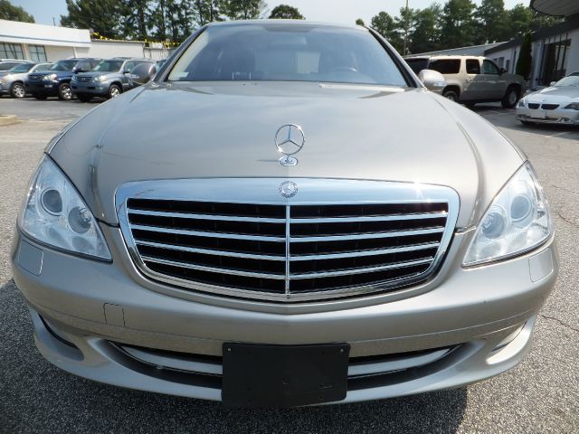 2007 Mercedes-Benz S-Class 4WD Supercab 145 Lariat