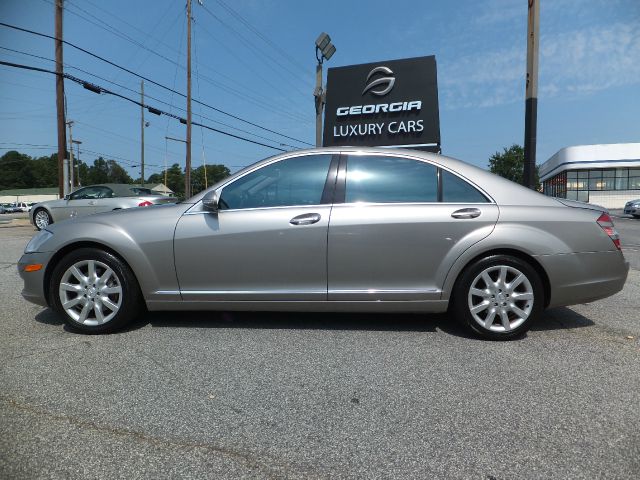 2007 Mercedes-Benz S-Class 4WD Supercab 145 Lariat
