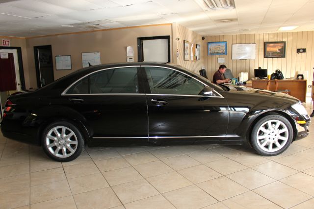2007 Mercedes-Benz S-Class 4WD Supercab 145 Lariat