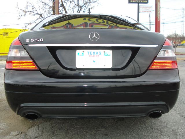 2007 Mercedes-Benz S-Class 4WD Supercab 145 Lariat