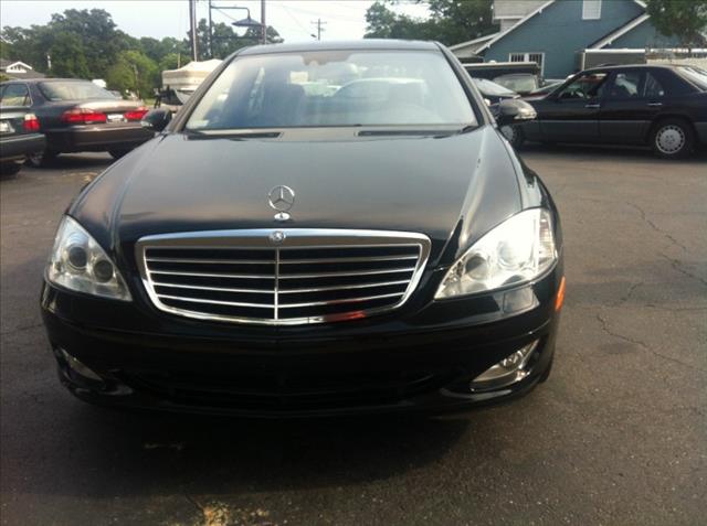 2008 Mercedes-Benz S-Class L.T. 4-w.d. 5.3L