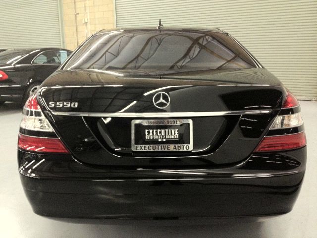 2008 Mercedes-Benz S-Class 4WD Supercab 145 Lariat